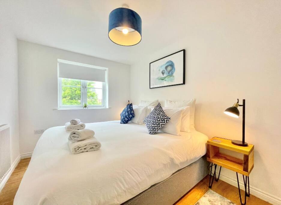 Lovely 2-Bedroom Bristol Apartment. Free Parking. Kültér fotó